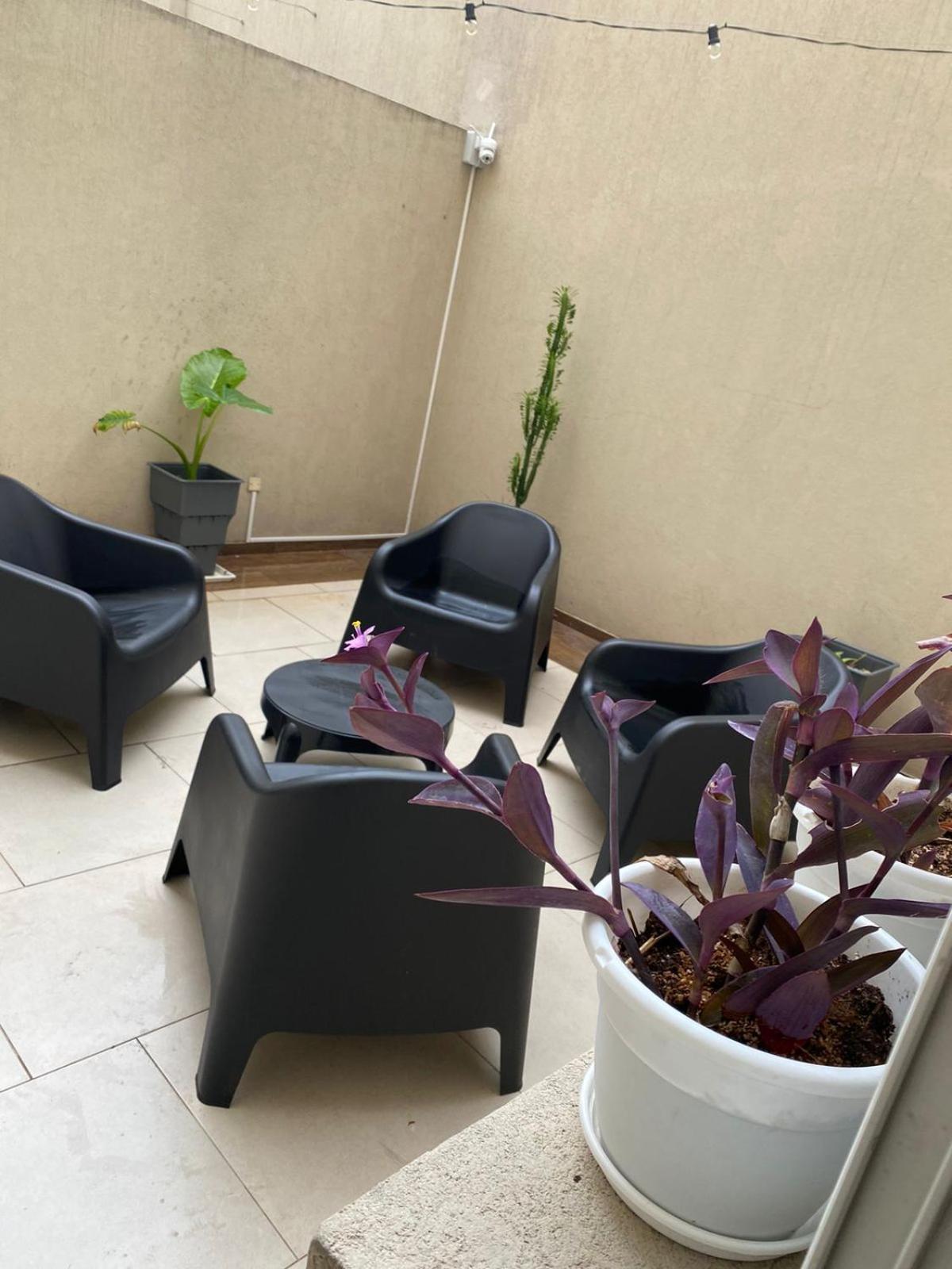Departamento 2 Hab Con Patio Y Parrilla *